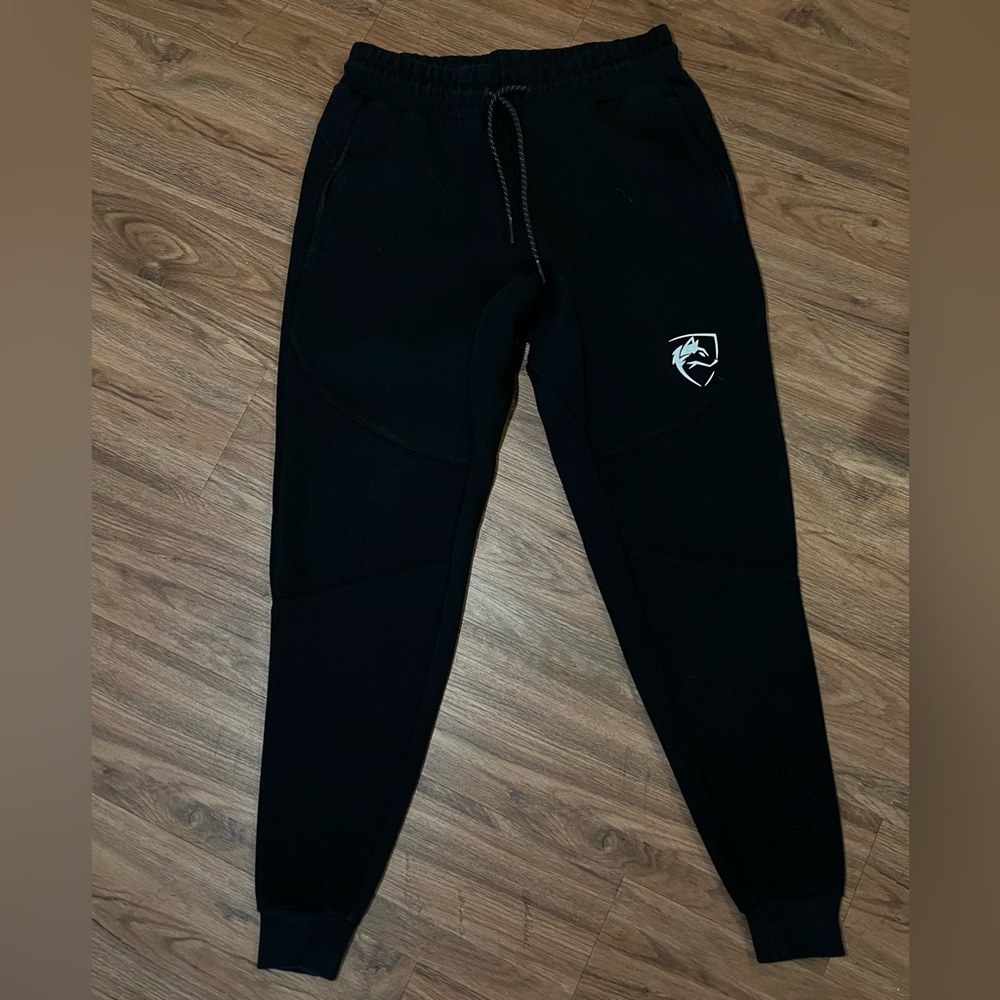 Alphalete Sz medium joggers brand new